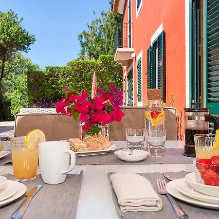 Libania Apartment *