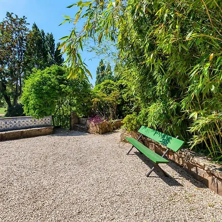 Apartment Libania Queluz